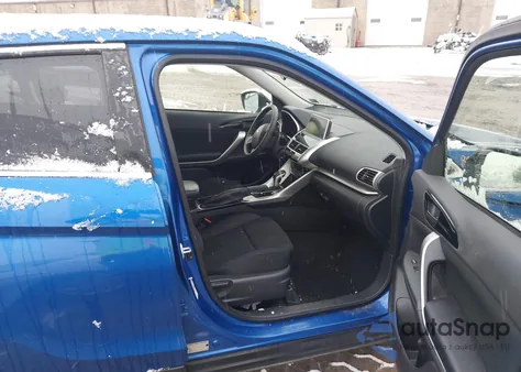 2018 Mitsubishi Eclipse Cross Le из США, поврежденный, VIN JA4AT4AAXJZ070638